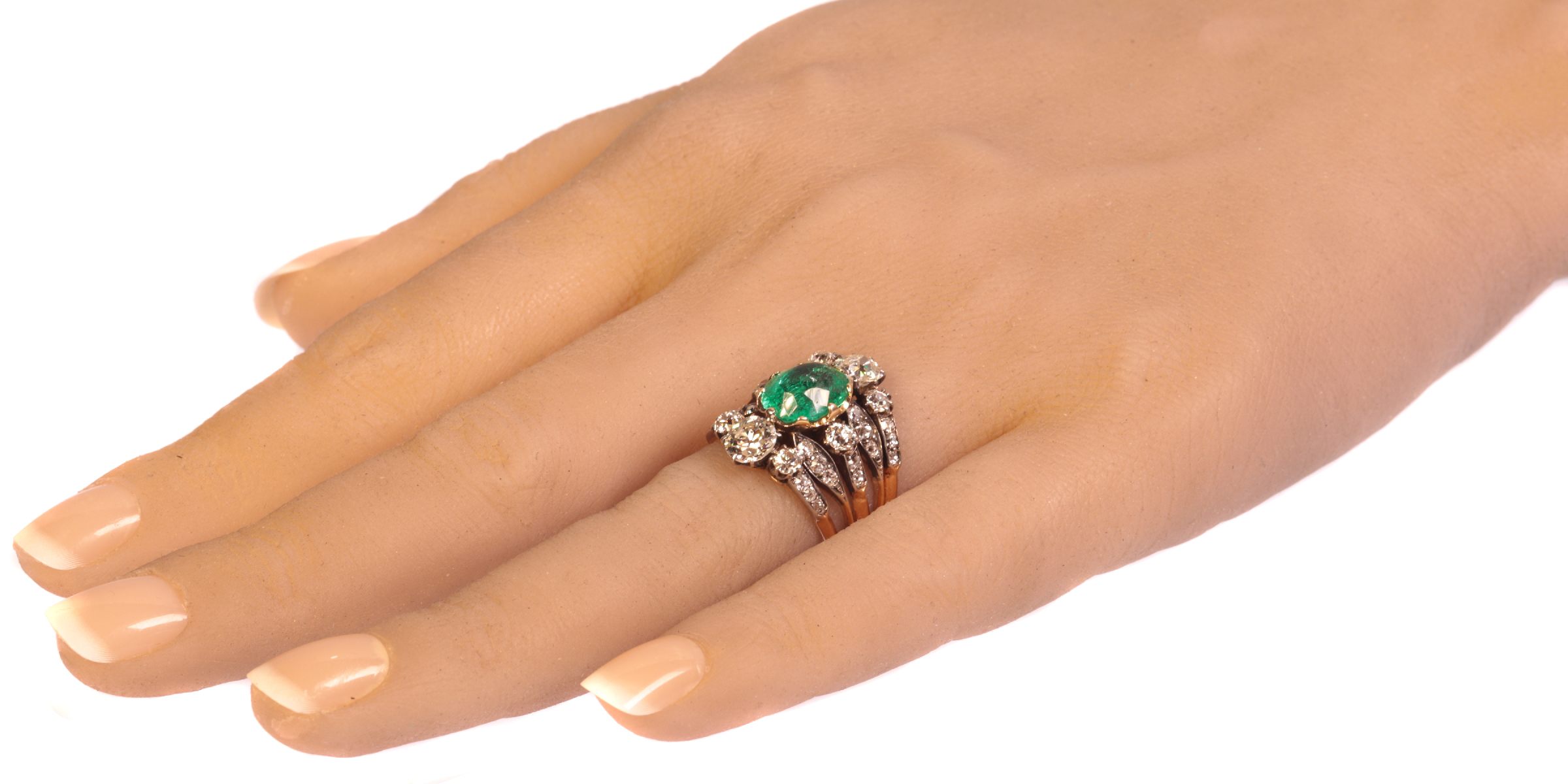 Victorian antique ring with diamonds and emerald (image 13 of 20)